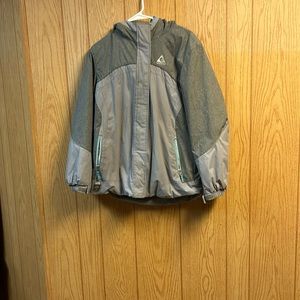 Selling a GERRY winter coat. In fair condition.